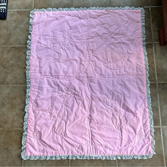 Precious Moments Hand Sewn Vintage Baby Quilt or Wall Hanging - Picture 4 of 16